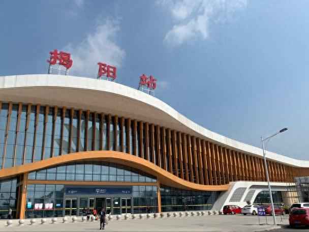 揭阳热浸塑涂塑钢管批发 我国东西向国家级高速公路之一的汕昆高速公路