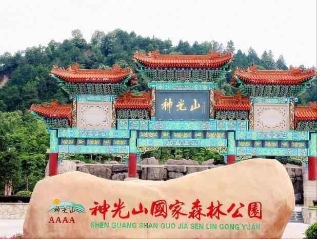 揭阳热浸塑涂塑钢管：奥仁格管道铸就汕昆高速公路的坚固脊梁