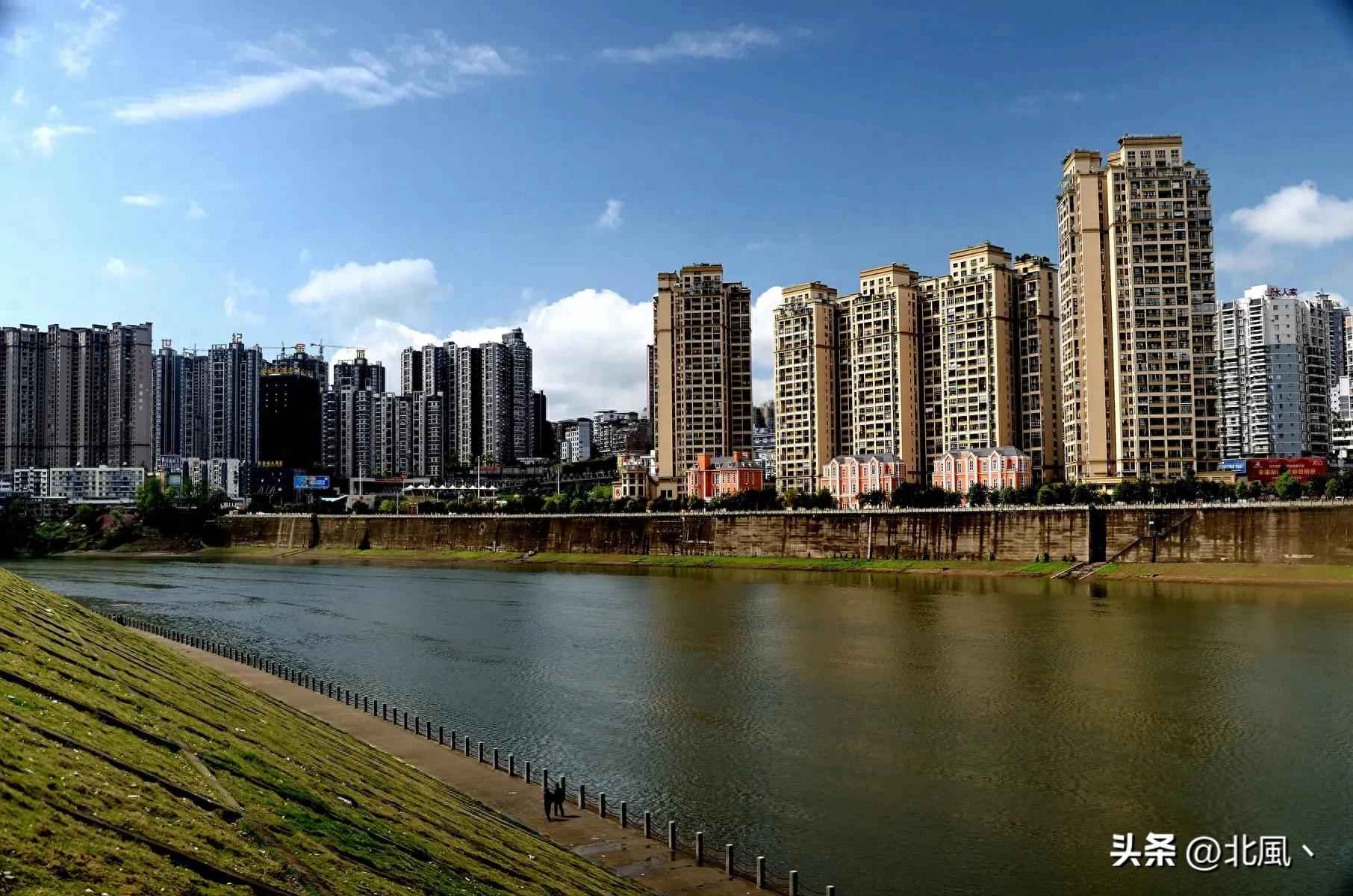 嘉峪关市2025年重点投资大揭秘：产业升级与城市新生